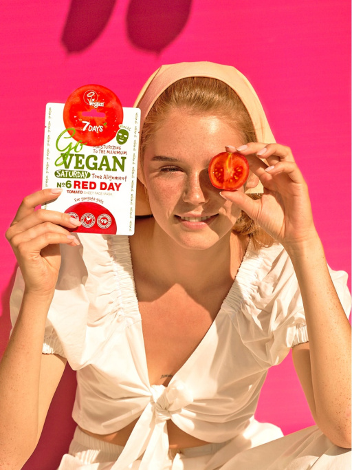 Маска для лица тканевая tomato Saturday RED DAY